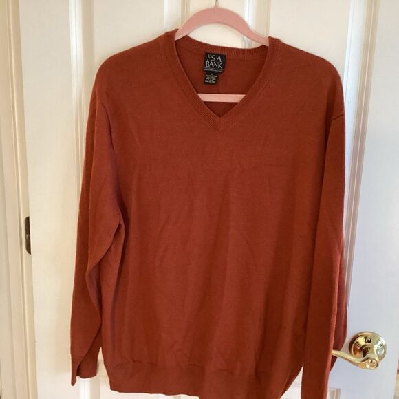 NWOT. Jos.A Banks Brand Men’s Traveler Merino Wool V Neck Cardigan XL Cinnamon - Picture 1 of 9